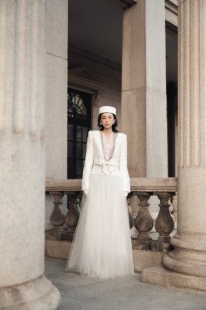 Élégance Blanche Skirt